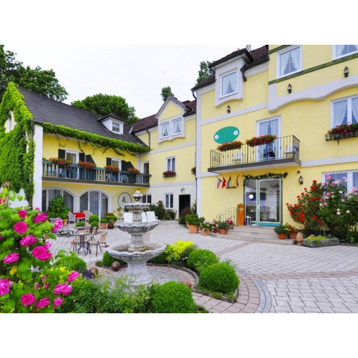 3 Tage Urlaub im Hotel Schlossgasthof Artstetten im Waldviertel mit Frühstück