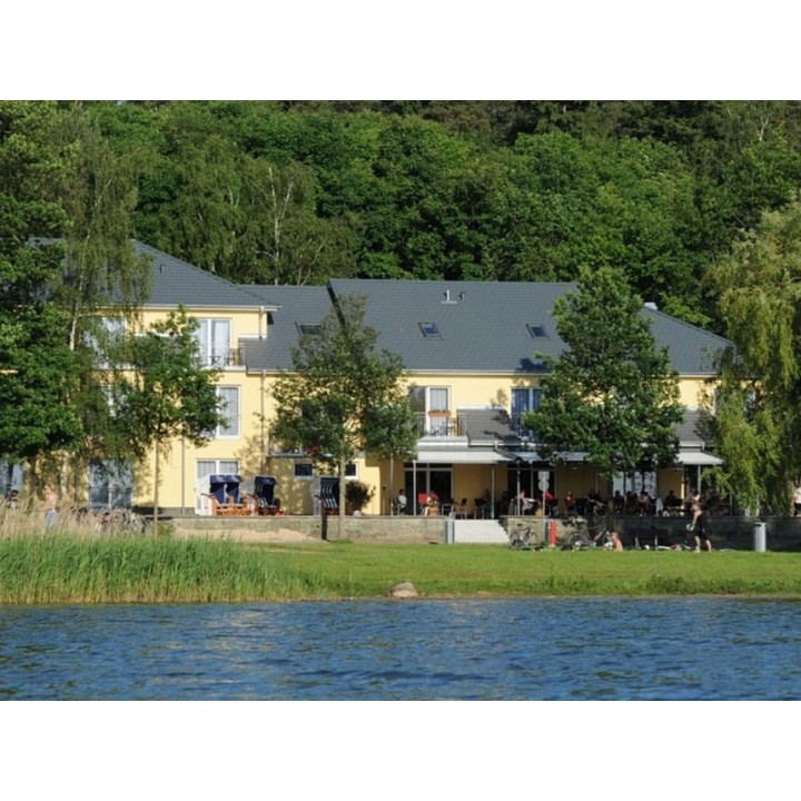 3 Tage Urlaub in Güstrow im Hotel Strandhaus am Inselsee für Zwei mit Frühstück