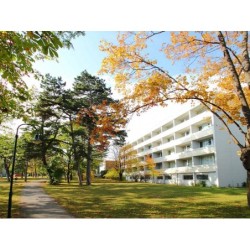 3 Tage Urlaub im College Garden Hotel in Bad Vöslau mit Halbpension