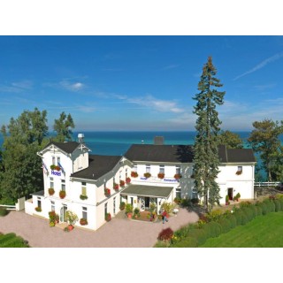 4 Tage Urlaub im Panorama Hotel Lohme auf Rügen mit Frühstück