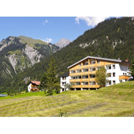 4 Tage Urlaub im Hotel Landhaus Sonnblick in Wald am Arlberg mit Halbpension