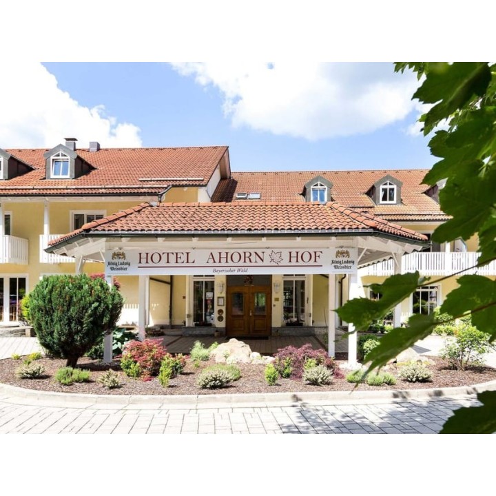 4 Tage Urlaub im Hotel Ahornhof in Lindberg mit Halbpension