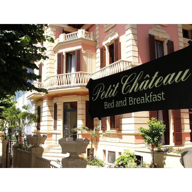 6 Tage Urlaub im Hotel Petit Château in der Toskana mit Frühstück
