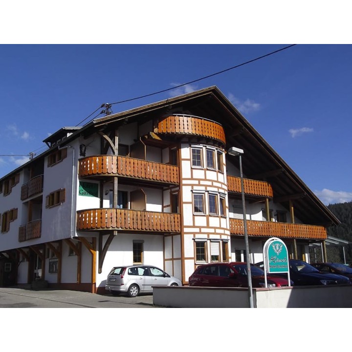 8 Tage Urlaub im Schwarzwaldhotel Hirsch in Bad Wildbad mit Halbpension