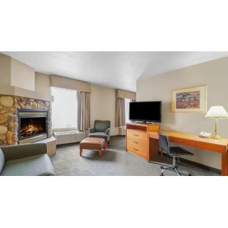 Days Inn by Wyndham Red Deer