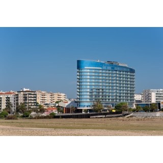 Eurostars Oasis Plaza Hotel