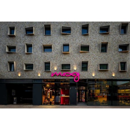 Moxy Lisbon City