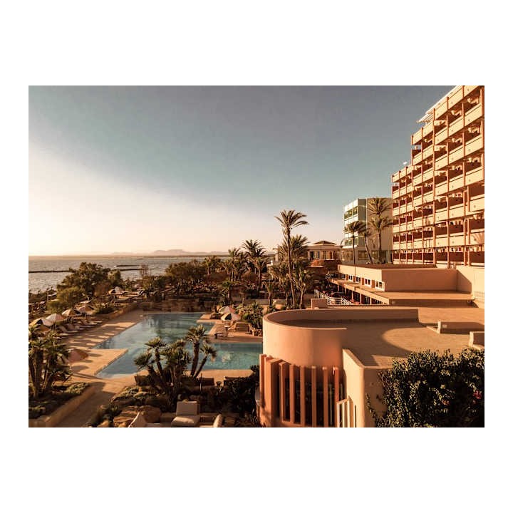 Bikini Island & Mountain Hotel Es Trenc