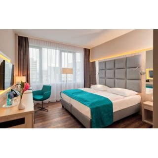 Hollywood Media Hotel