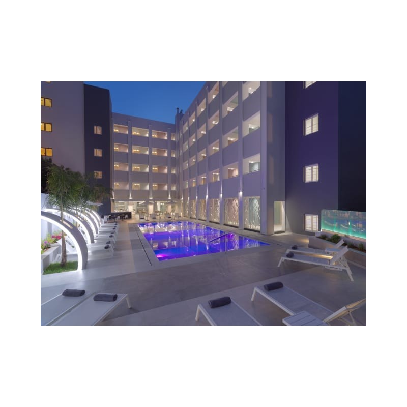 Melrose Hotel