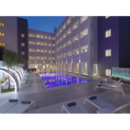Melrose Hotel