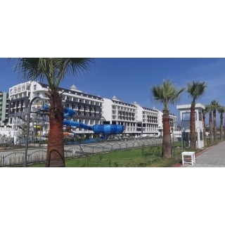 Diamond De Luxe Hotel & Spa