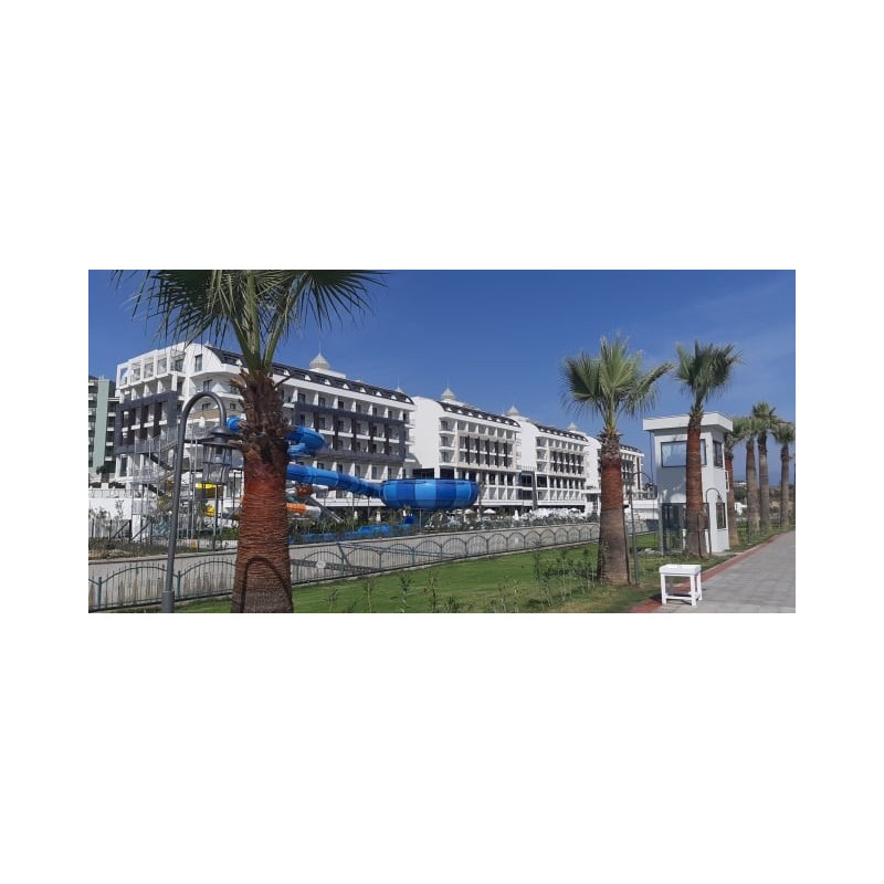 Diamond De Luxe Hotel & Spa