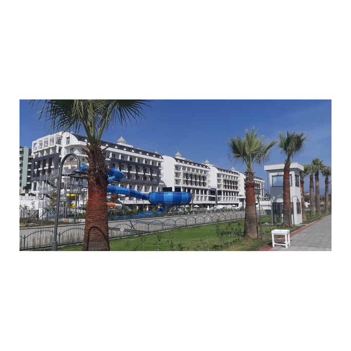 Diamond De Luxe Hotel & Spa