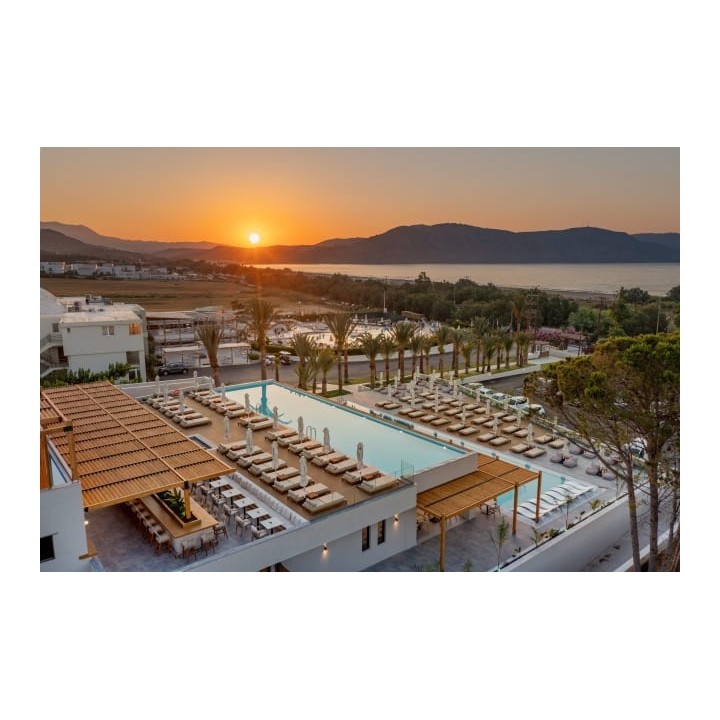 HARPIN Georgioupolis Suites