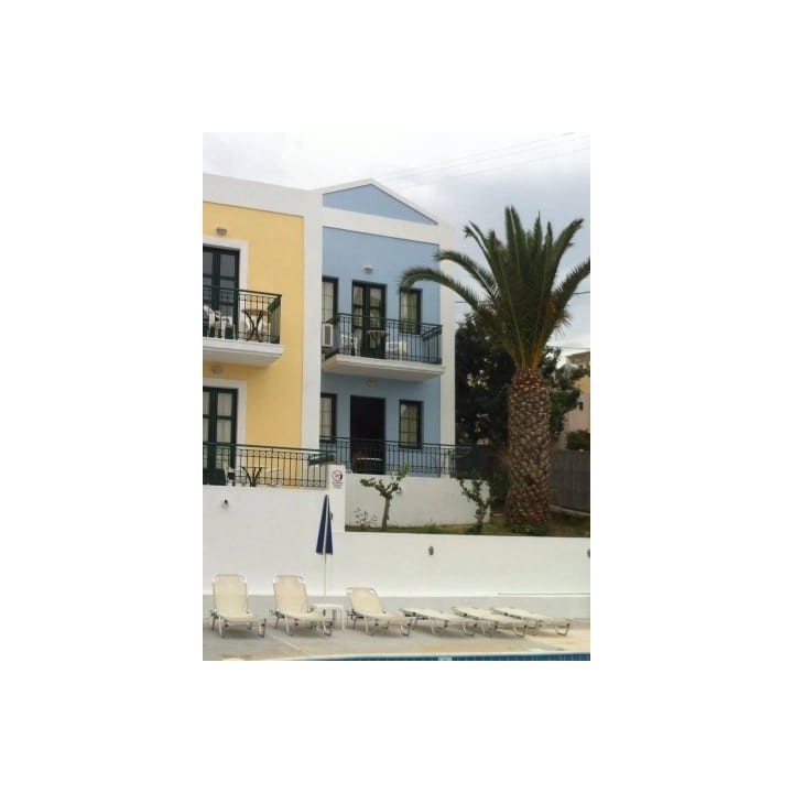 Camari Garden Hotel Apartments