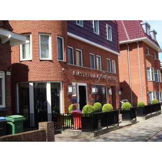 Amsterdam Forest Hotel