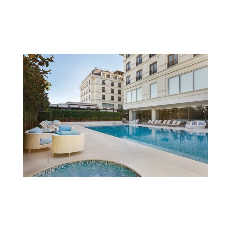 Wyndham Grand Istanbul Kalamis Marina Hotel