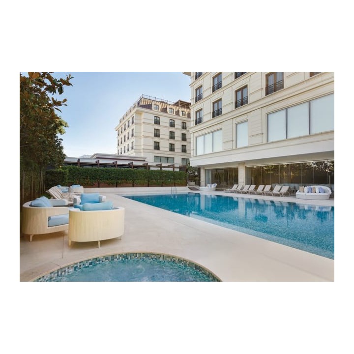 Wyndham Grand Istanbul Kalamis Marina Hotel