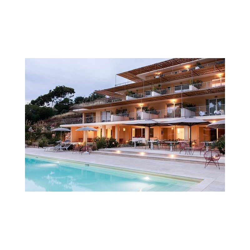 Luna Minoica Suites and Apartments
