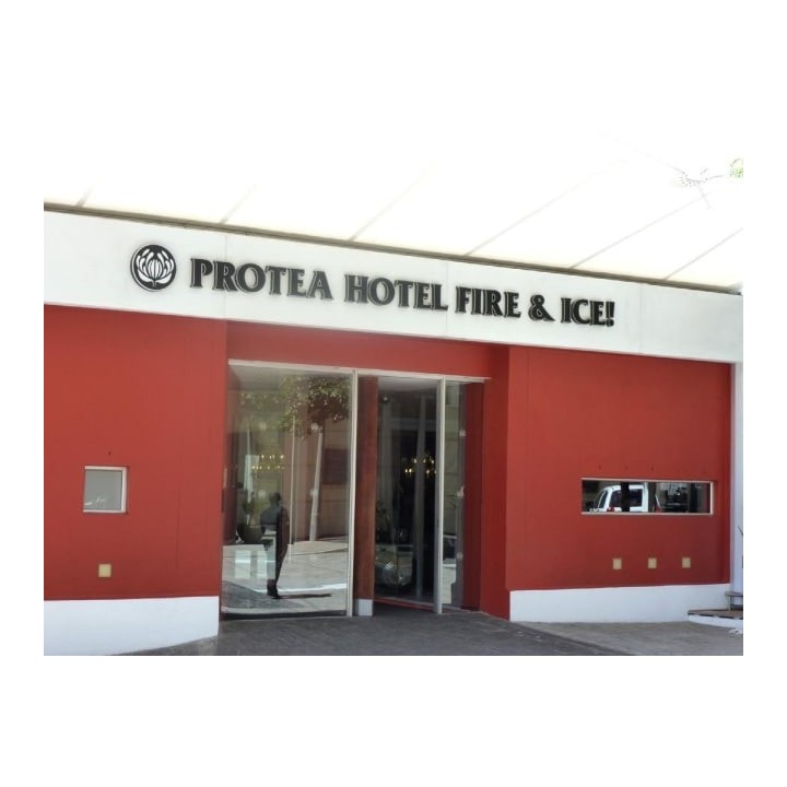 Hotel Cape Town / Protea Fire & Ice