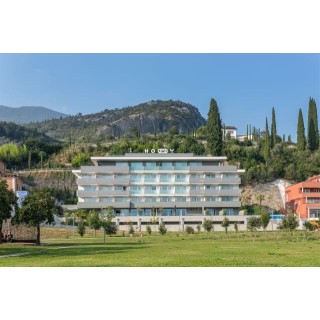 HOODY ACTIVE & HAPPINESS HOTEL