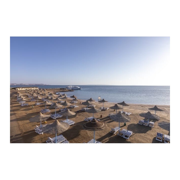 Royal Lagoons Resort & Aqua Park