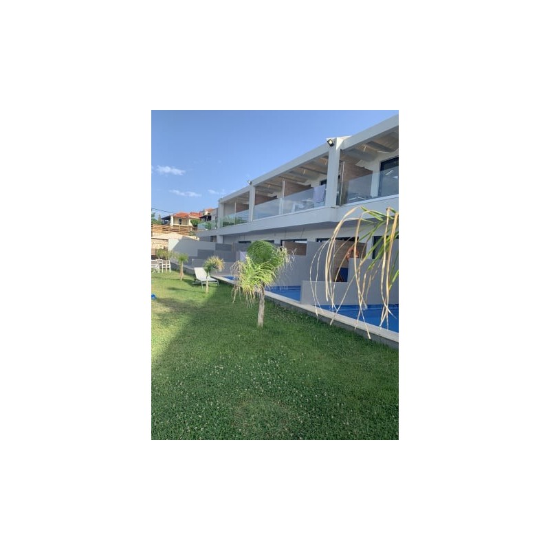 Cavo Orient Beach Hotel & Suites
