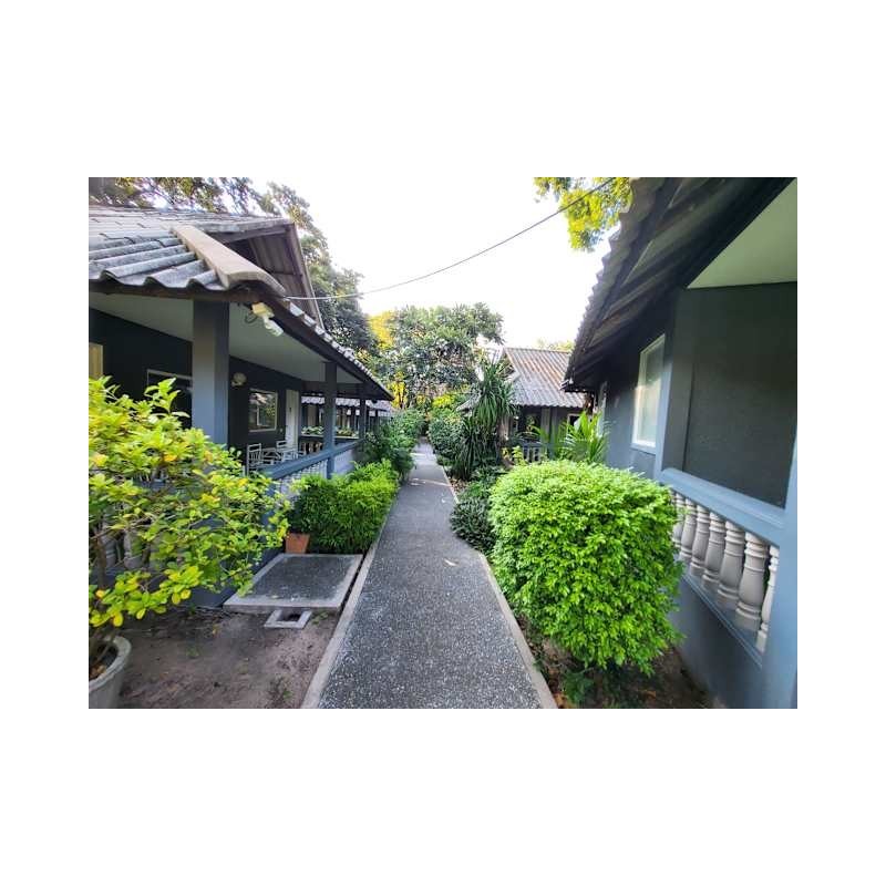 Let's Hyde Resort & Villas