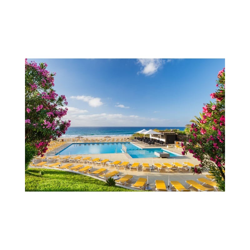 Vila Baleira Suites