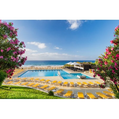 Vila Baleira Suites