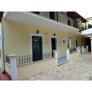 Spiridoula Studios & Appartement