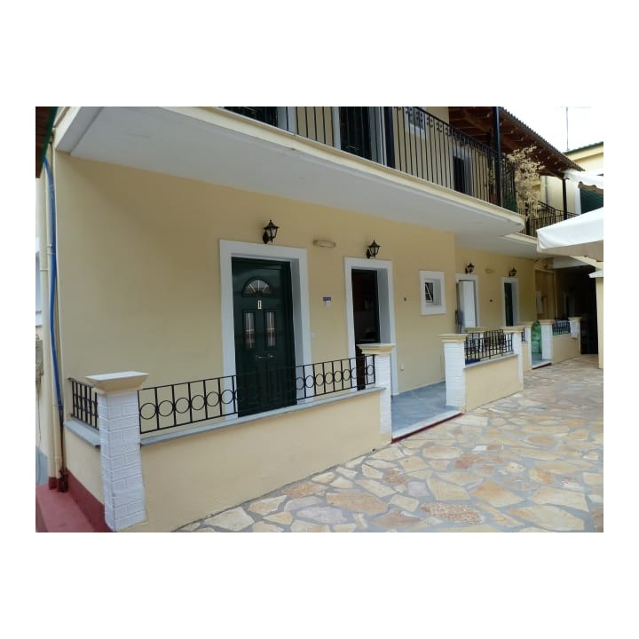 Spiridoula Studios & Appartement