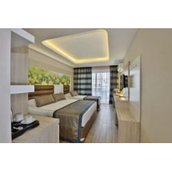 Opia Hotel