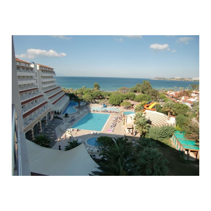 Batihan Beach Resort & Spa