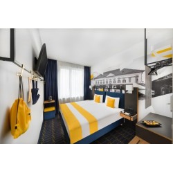 D8 Hotel