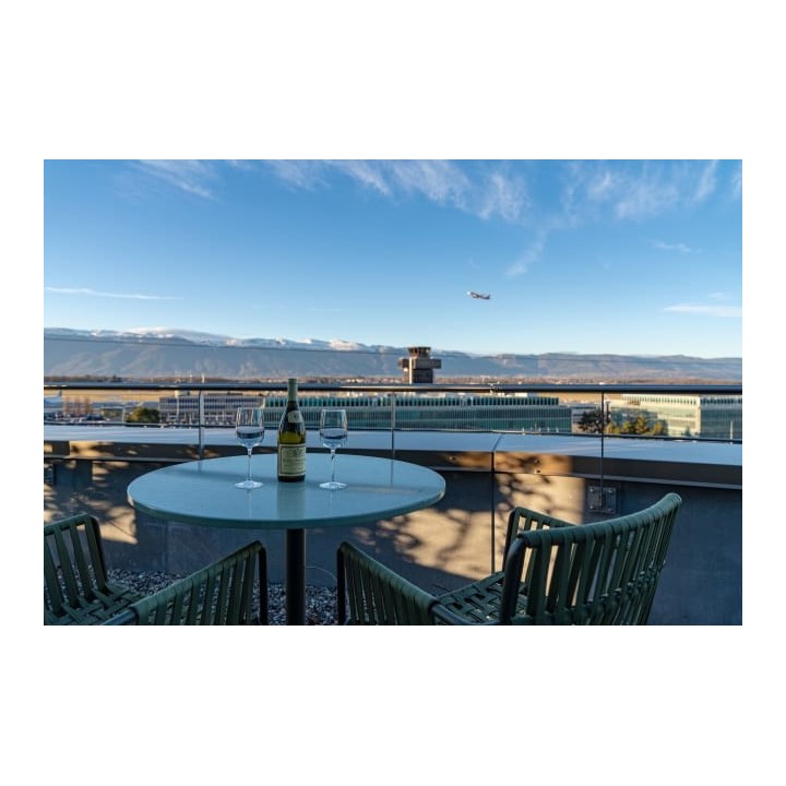 Nash Suites Airport Hotel