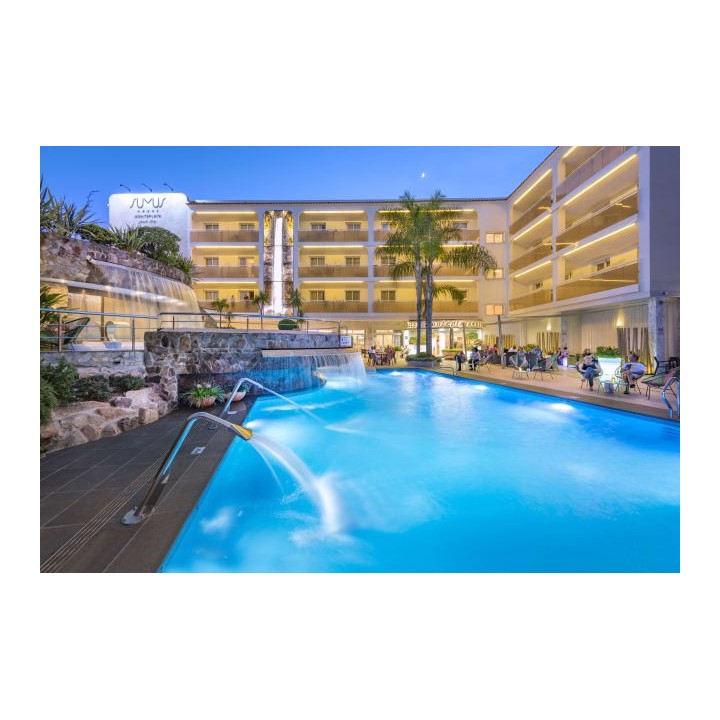 Sumus Hotel Monteplaya