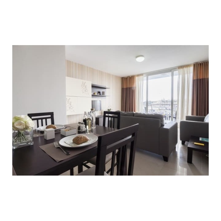 Blubay Apartments By ST Hotels