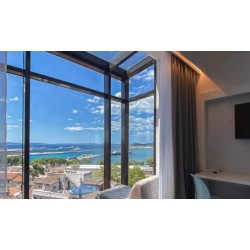 Hotel Luxe
