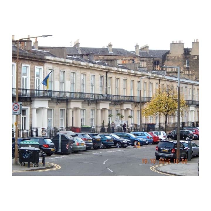 Cairn Hotel & Apartments