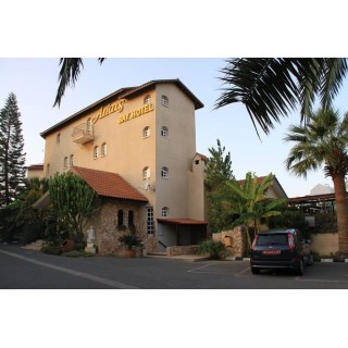 Anais Bay Hotel & Apartments