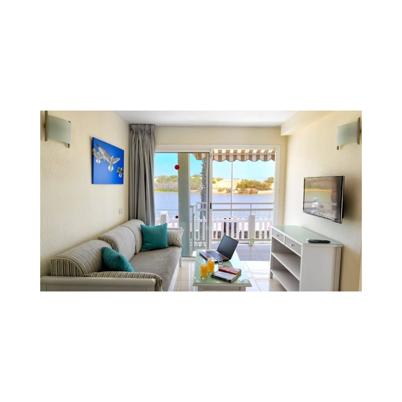 Cocoteros Apartments