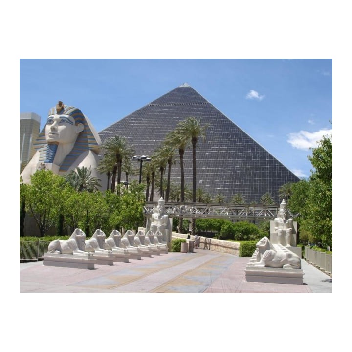 Hotel Luxor