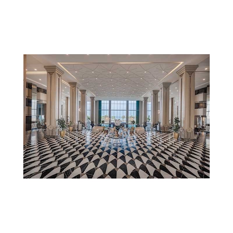 Lago Hotel