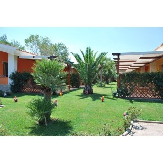 Hotel Baia Di Trainiti