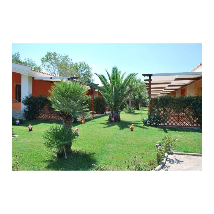 Hotel Baia Di Trainiti