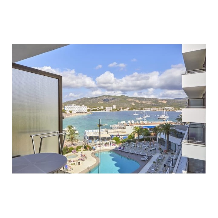 FERGUS Style Tobago - Adults Only