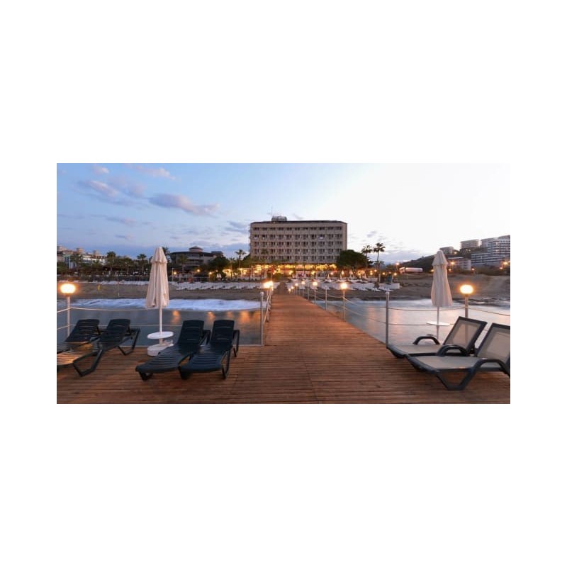 Anitas Beach Hotel