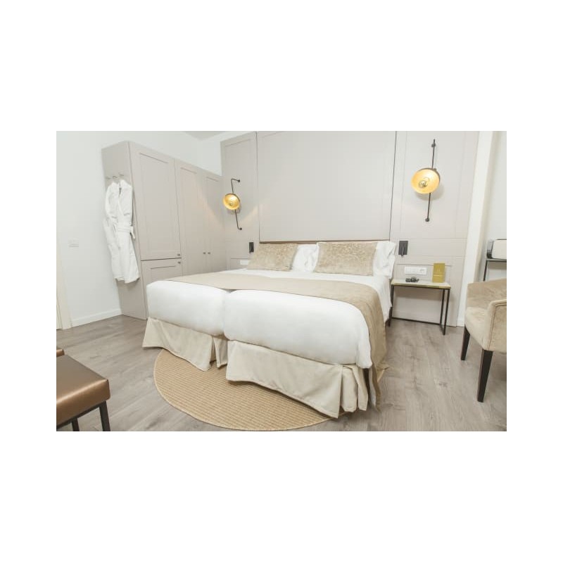 ICON Roseto by Petit Palace